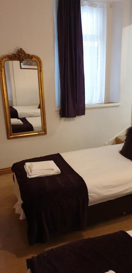 The Spread Eagle Hotel Jedburgh Extérieur photo