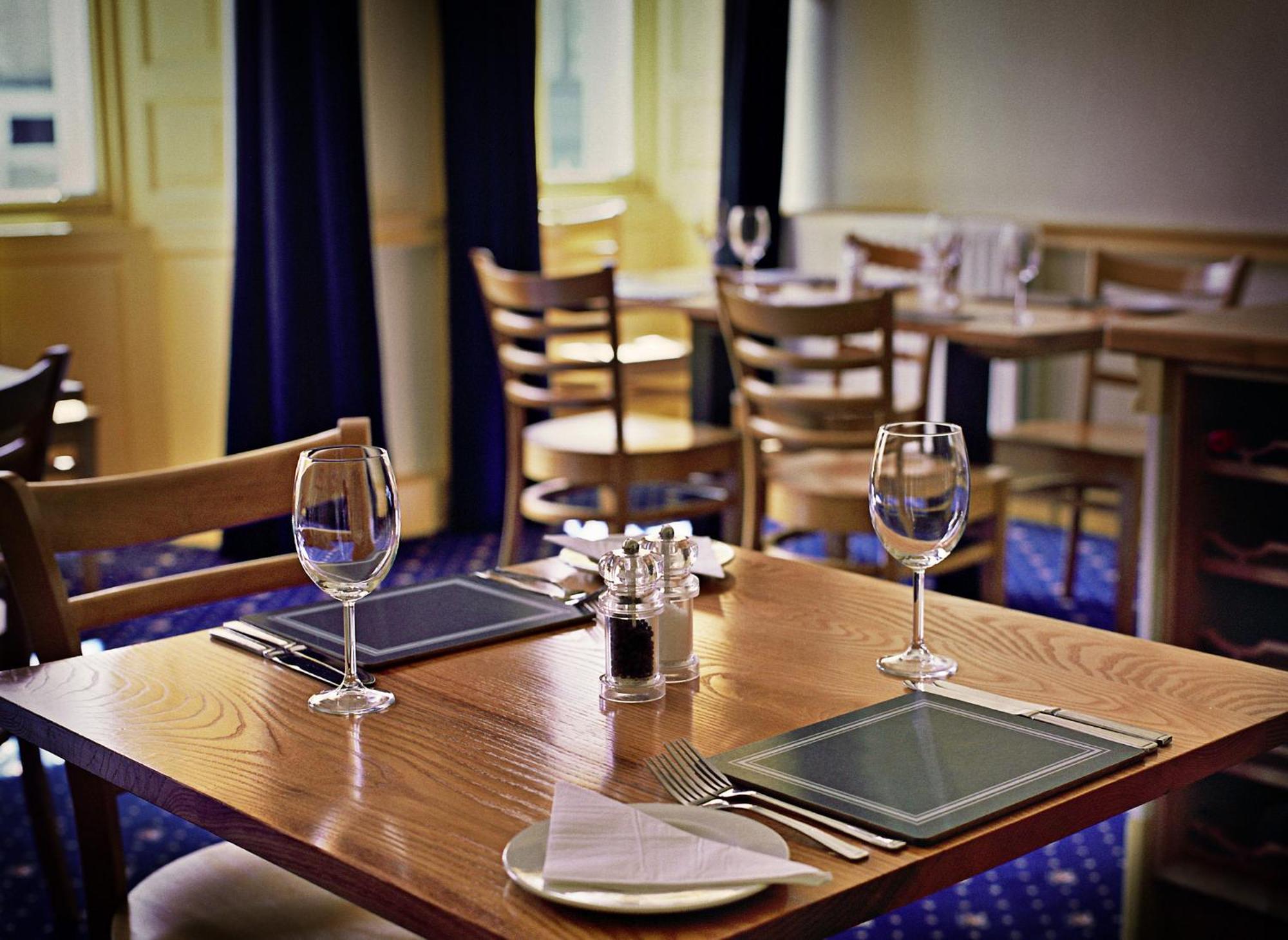 The Spread Eagle Hotel Jedburgh Extérieur photo